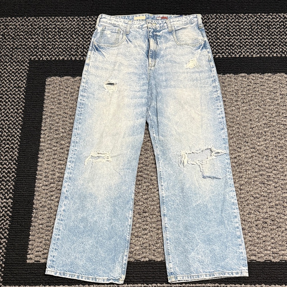 Anthropologie Pilcro Wide Straight Leg Jeans Sz 31 Distressed Classic Retro